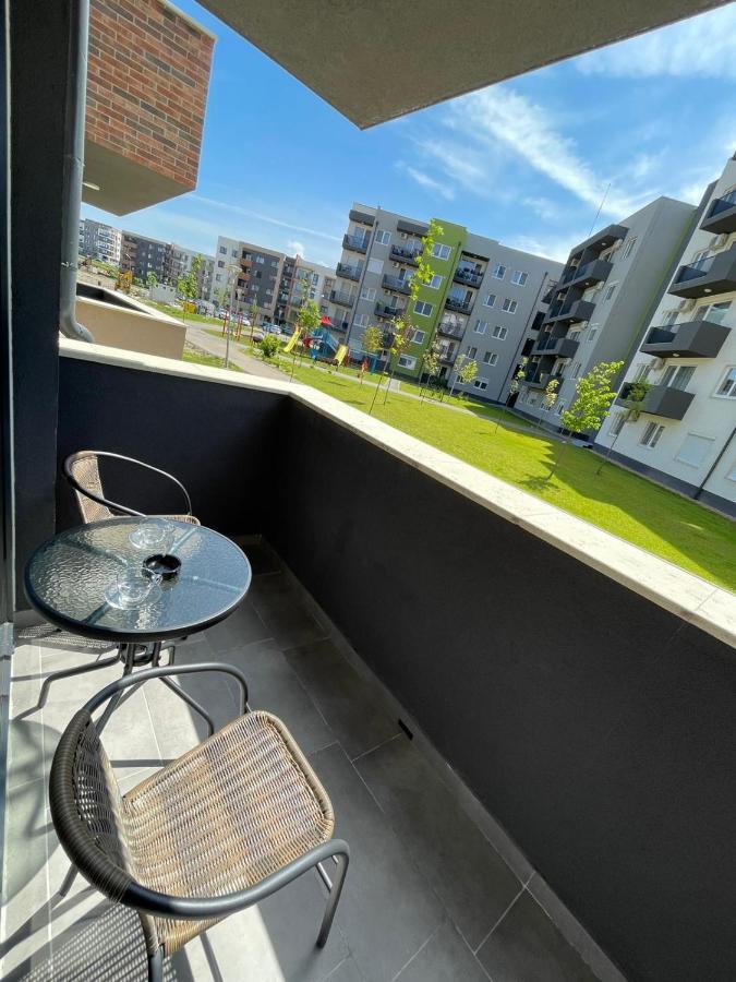 Silence Apartment 2 Oradea Eksteriør billede